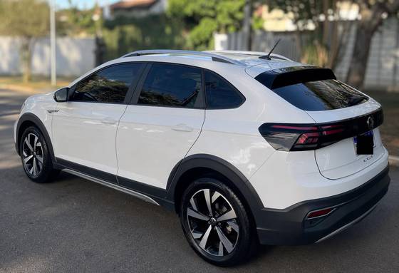 VOLKSWAGEN NIVUS 1.0 200 TSI TOTAL FLEX HIGHLINE AUTOMÁTICO VOLKSWAGEN NIVUS 1.0 200 TSI TOTAL FLEX HIGHLINE AUTOMÁTICO